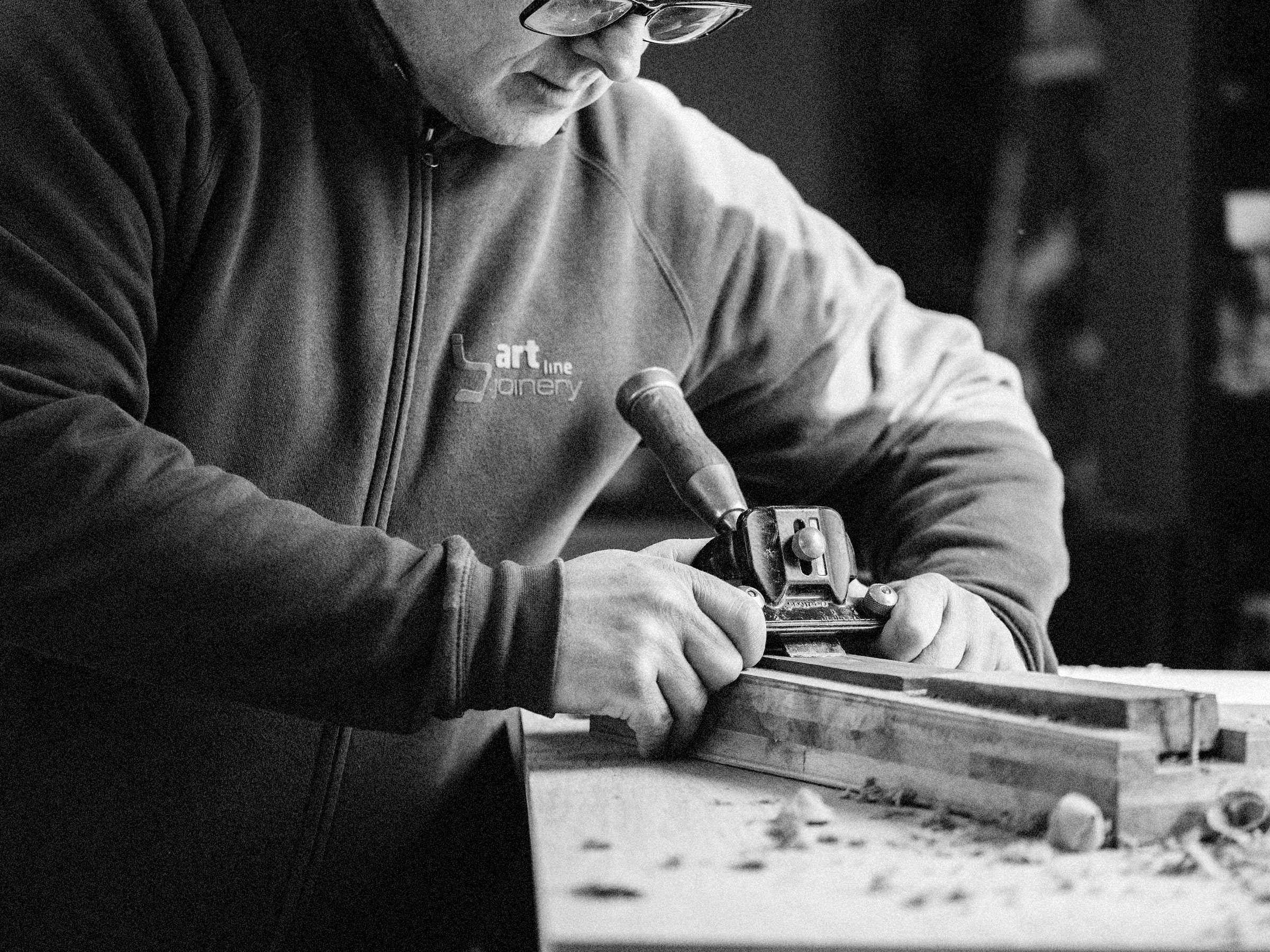 Based in Buckinghamshire we offer Joinery & Carpentry through ...
